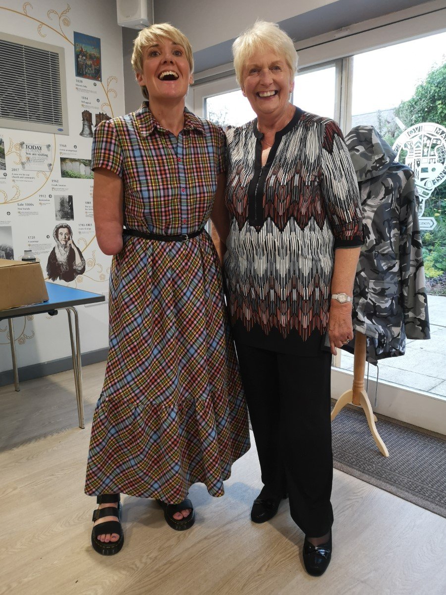 Suzanne and Gill Thomas